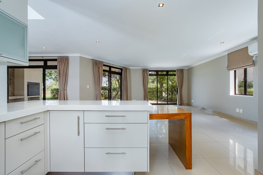 3 Bedroom Property for Sale in Pearl Valley at Val de Vie Western Cape
